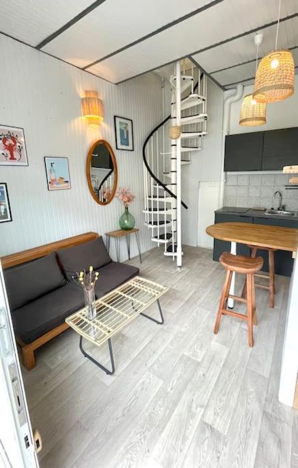 Studio Dans Le Centre Pres De La Mer Аґон-Кутенвіль Екстер'єр фото